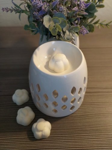Karamelová vanilka - provedení vosku: srdíčko/kytička - malý vosk